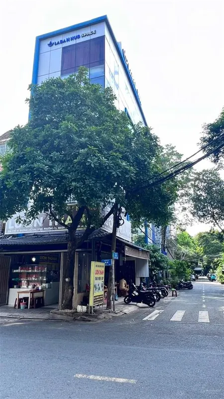 Bán tào nhà góc 2 mặt tiền đường a4 c22 quận tân bình, dt 6x 21m, sẵn hđt 82tr, giá chỉ 37 tỷ tl