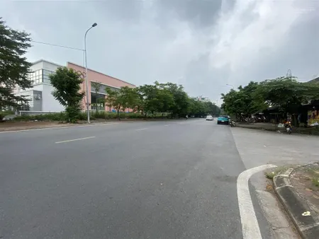 Bán nhà mặt phố cổ bi, 19 tỷ, 76m2, giá cực chất, view đẹp, q.gia lâm, hn