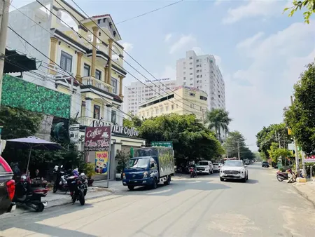 Chốt ngay kẻo lỡ nhà mặt tiền đẹp 2 tầng 104m2 ngang 5.2m ngay đào trinh nhất, linh tây 8.9 tỷ