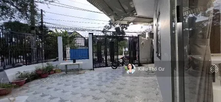 Căn góc 2 mt gần lê văn việt, 7 tỷ, 120m2, 3pn, 3wc, 2 tầng, full nt vào ở ngay