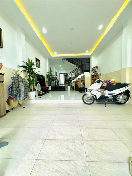 Mới gửi bán thoại ngọc hầu 3 tầng mới đẹp 4x18m xe hơi tới cửa chủ kẹt tiền bán nhanh