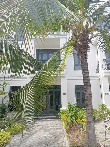 Biệt thự west lakes golf & vila duy nhất 1 căn giá chỉ 2ty650
