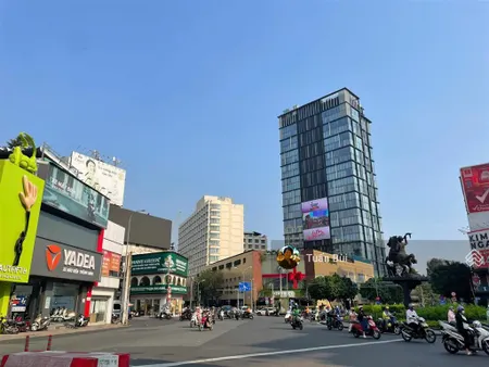 Nhà mặt tiền dt chuẩn 5.52x25.81m cn 140m2 cách nhà ga dân chủ (metro số 2) chỉ 200m