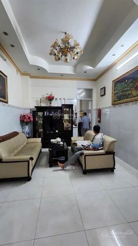 Hiếm q7, ô tô ngủ trong nhà, 77m2, 4m x 19m, 3 tầng 4pn, hẻm xe hơi 5m, ngay chợ lý phục man