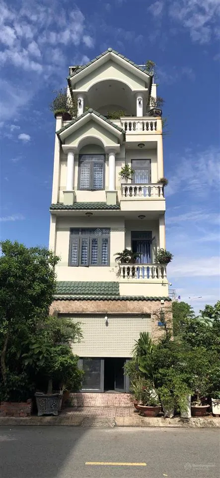 Bán nhà riêng tại phú hồng thịnh 9, 8,2 tỷ, 334m2, hàng hiếm