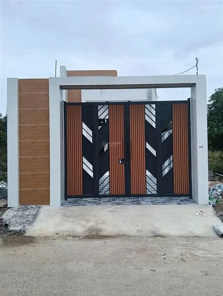 Bán căn nhà tại hải lâm thuộc xã long hải tp.hcm cách đường nhựa khu c chỉ 30m cách chợ 200m