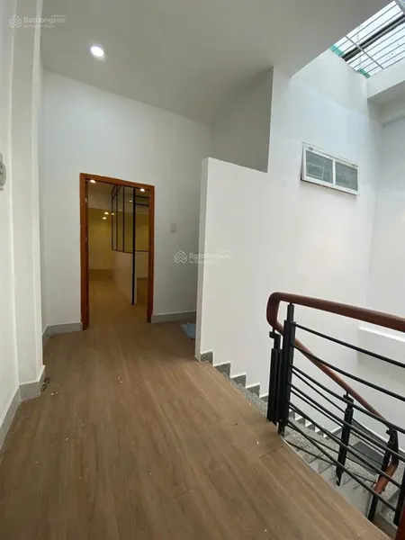 Vip phú nhuận mặt tiền kinh doanh nguyễn đình chính ngang gần 5m, 102m2 cho thuê 35 triệu/tháng