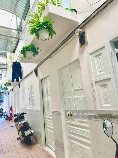 Bán tòa nhà chdv full nội thất, đang khai thác kín 42tr/th, đường d10 kdc thuận giao. giá 12,9 tỷ