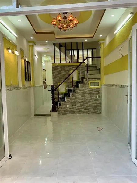 Cực hiếm! chỉ hơn 4t có nhà đẹp 3 tầng oto trương đình hội q8 4pn 3wc mới vô ở ngay xem ngay!