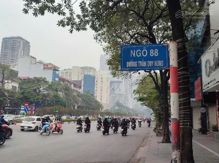 Bán tòa nhà văn phòng phân lô ngã tư trần duy hưng,cách mặt phố 10m, dt 101 x 8tầg,2 mặt ngõ, 36 tỷ