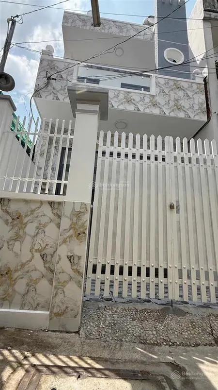 Bán nhà 1 trệt lầu hẻm 1/ đường số 9 phường linh trung sát đường hoàng diệu 2 thủ đức