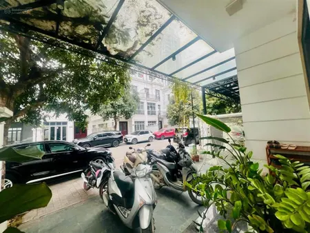 Chủ thiện chí gửi bán vinhomesriverside nguyệt quế 176m x 4t mt 30m, giá 50,96tỷ