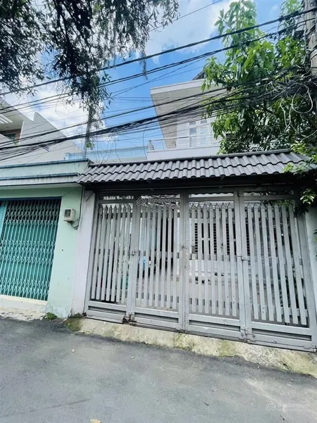 Cần tiền bán gấp nhà 2 tầng dt đẹp 96m2 (5.5 x 18m) ngay hoàng diệu 2 đường oto dân trí cao 9.2 tỷ