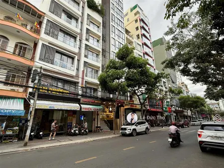 Bán nhà 7 tầng mặt tiền hoàng hoa thám ngang 5,5m diện tích 50m2 giá 17,5tỷ