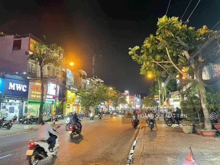 Hàng hiếm! mtkd hoàng diệu 2 ~ 8m*32m = 256m2 p. linh chiểu thủ đức. vỉa hè rộng + hệ số xd cao