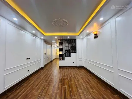 Bán nhà 55m2, 10,8 tỷ tại đông ngạc, kẻ vẽ, ô tô đỗ cửa cửa. 5 tầng.