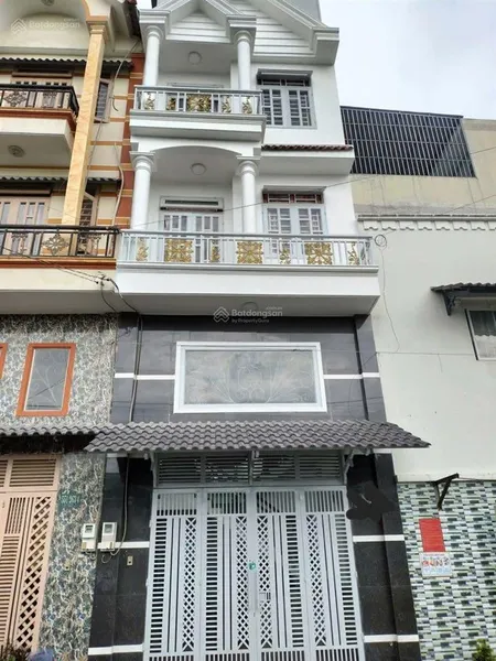 Cần bán nhà khu liền kề , hiệp thành quận 12