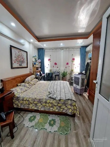 Nhà ở phố thanh lân mình cần phải bán