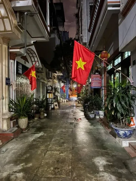 Bán nhà phố lương thế vinh 33m 5 tầng giá 6,95 tỷ nhà đẹp ở luôn lô góc 2 mặt thoáng 0343 343 ***