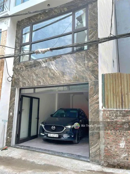 Nhà đẹp mặt ngõ ô tô thông kinh doanh ngày đêm ô tô vào nhà lô góc gần đường cổ linh