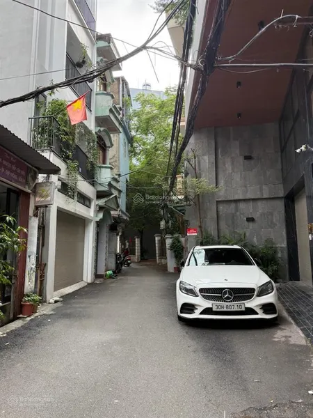 Bán nhà bồ đề hồng tiến nguyễn văn cừ 51m 5 tầng 13.6tỷ