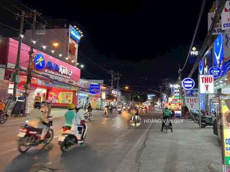 Nhà 1 trệt 3 lầu mt đỗ xuân hợp ~ 7m*20m = 140m2. ctxd 1 hầm 6lầu + lửng p. phước long b q9
