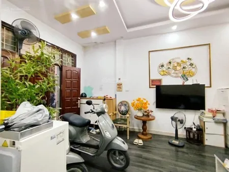 Ngon! bán nhà võ chí công, tây hồ, sát phố ô tô, nhà dân xây, 2 thoáng,56m2, 5t, mt 8m. giá 10.5 tỷ