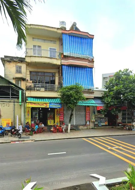 Nhà nha trang mặt đường kinh doanh 6,820 tỷ 50m2 3 tầng 5 phòng ngủ 3 wc