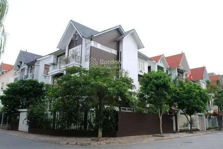 Bán gấp biệt thự pháp vân giải phóng , trần thủ độ hoàng mai hn, dt 250 m2 giá 45 tỷ. 0965 986 ***