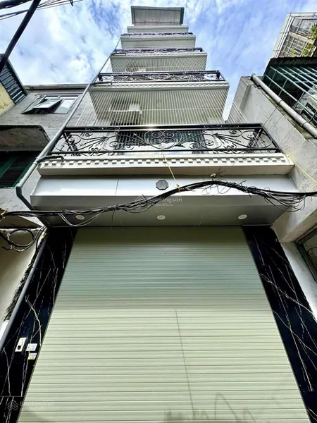 Bán nhà phố tân mai, hoàng mai, 42m, 6 tầng, thang máy, ô tô đỗ cửa. giá chỉ 12.9 tỷ