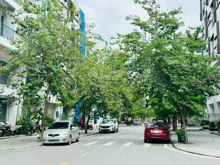 Em bán nhà ngay galaxy vạn phúc dt 45m2 5 tầng 12.9ty ôtô kinh doanh