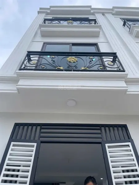 Chỉ 3,85 tỷ nhà xây 4 tầng oto đỗ 20m, sát đại lộ thăng long, vị trí vân côn hoài đức