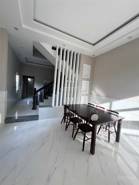 Nhà siêu đẹp gần biển vị trí đẹp