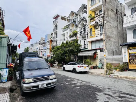 Bán nhà chính chủ giá rẻ chỉ hơn 5 tỷ đường 16m trục đường phạm văn chiêu