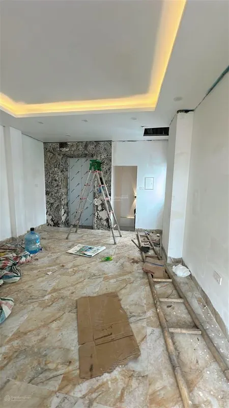 Lô góc mặt phố yên lạc, hai bà trưng, 7 tầng, thang máy, kinh doanh đỉnh dt 51m2, mt 4.8m