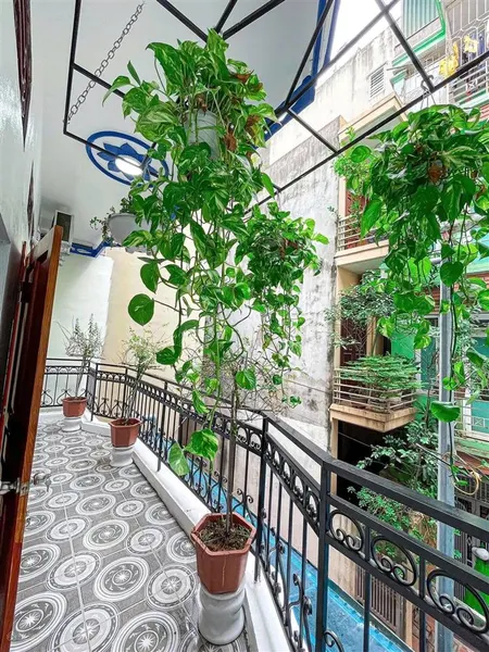 Bán gấp nhà ô tô, mặt tiền rộng phố trương định hai bà trưng. diện tích 50m, mt 5m. giá 8.6 tỷ.