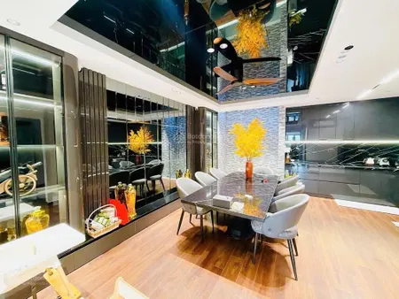 Toà nhà 8 tầng full nội thất xinh, ô tô vỉa hè 8 phòng. 70m2 mt 5.5m. chào 29.8 tỷ. 0935 361 ***