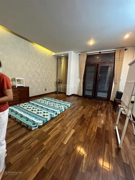 Bán nhà 3 tầng đường lê thanh nghị đối diện chợ hoà cường.