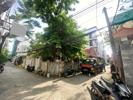♣ Nhà Sân Vườn đi bộ ra Bãi Tắm Mỹ Khê, 3 mặt Kiệt Ô tô Phan Tứ , 170m2, ngang 11m, vuông