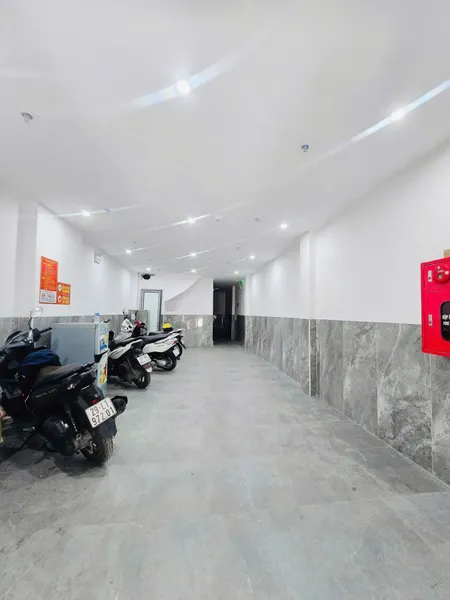 BÁN TÒA NHÀ CHÙA LÁNG, ĐỐNG ĐA - 70M x 7T THANG MÁY - 18 PHÒNG KK - DÒNG TIỀN 85TR/TH
