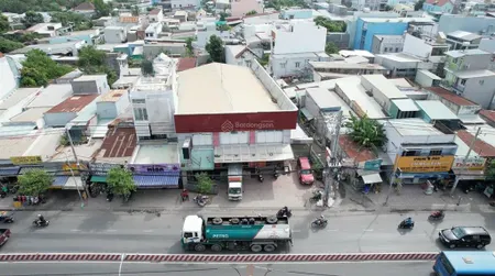 Giá rẻ nhất khu vực,chủ cần bán khuôn đất đẹp đường huỳnh tấn phát p.phú mỹ quận 7.dt20x32m2 giá80