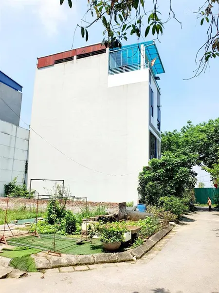 Đất giãn dân tân xuân xuân đỉnh 120m2 phân lô vỉa hè ô tô vòng quanh 0984 784 ***