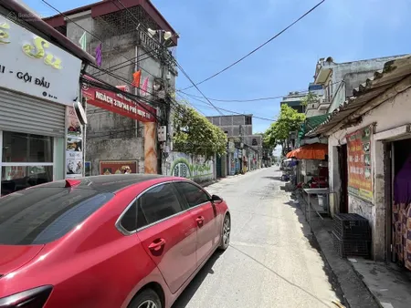 7.8 tỷ đất thạch bàn hiếm ô tô và bãi gửi xe ngay nhà 52,8m2 cực đẹp, diện tích sổ 82,4m2
