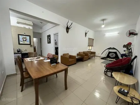 Bán gấp căn 3pn tầng trung, full nội thất, sổ đỏ lâu dài
