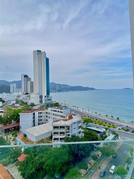 Bán căn 1pn + căn 65m view biển giá 3.7 tỷ, sudio giá 2.780 tỷ căn rẻ nhất 0901 383 ***