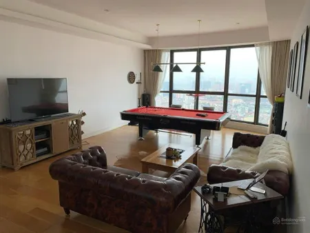Chính chủ bán ch đẹp xuất sắc tại sun square, 9,5 tỷ, 124m2, 4pn, 2wc, view thoáng, full nội thất