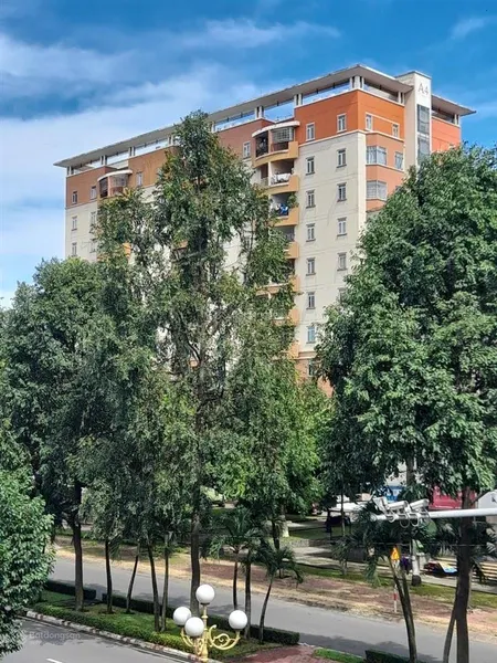 Bán căn góc căn hộ cc a4. 70m2. mặt tiền đường nguyễn ái quốc, nhiều tiện ích xung quanh