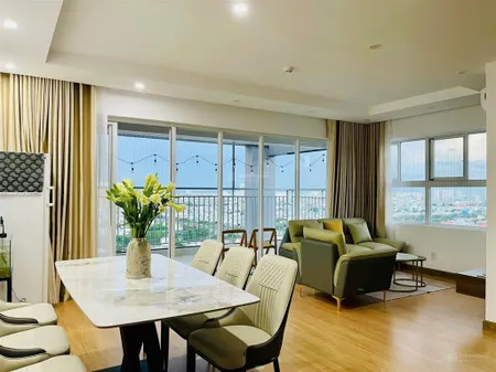 Bán penthouse conic riverside quận 8, diện tích 110m2 + 16m2 sân vườn. giá bán 4.8 tỷ