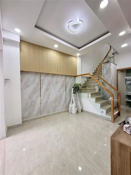 BÁN NHÀ HẺM 246 HOÀ HƯNG, P.13, QUẬN 10, 45M2, FULL NỘI THẤT
