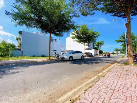 Thanh lý lô góc ngay trung tâm Long Thành, cách sân bay 5km - giá 1tỷ1 công chứng sổ liền tay
